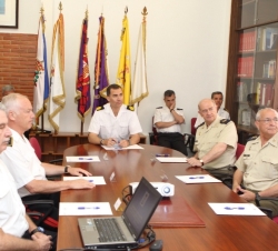 Su Alteza Real el Príncipe de Asturias durante la presentación sobre la misión y capacidades de la Fuerza de Protección